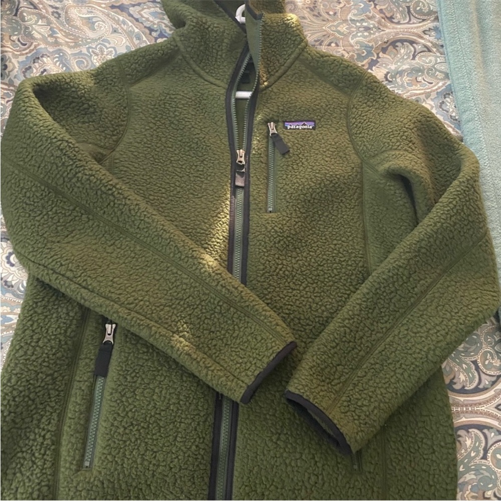 Patagonia Sherpa Zip up jacket sz L
GUC